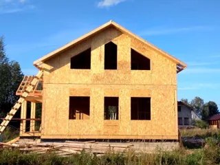 Haus nach Projekt „Forward“, Dorf Sholokhovo: Fertiges Haus