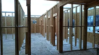 Eingeschossiges Haus nach Projekt „Sabawa“, Dorf Dyakovo: Decke und Dachstuhl