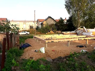 “Yesentuki 8x8” projesine göre ev, Rybinsk: temel ve alt bağlama kirişi