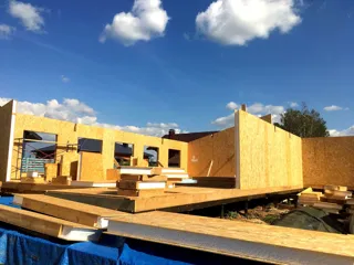 Haus 228 m² nach individuellem Projekt, Dorf Lunevo: Wandmontage