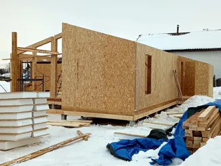 103 m² ev, özel proje, “Mebelşçik” SNT: duvar montajı