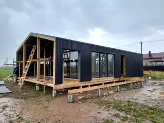 Haus nach Projekt „Barnhouse 84.2“, Dorf Ivantsevo: Fassadenverkleidung