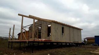 Custom-design house, Sukhodol settlement: wall assembly