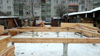 House built to a custom design, Ivanovo: foundation and sill strapping