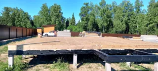 133 m² ev, “Dilijans 8x9” projesi, “Ivantsevo 3” sitesi: 0 kotunda SIP panel döşeme