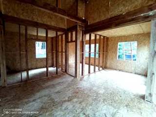 House built to a custom design, Svetloe village: interior partitions