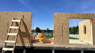 Haus nach Projekt „Mistika - S2.8“, Dorf Kukarino: SIP-Boden auf Höhe 0
