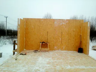 Haus nach Projekt „Mistika - S2.5“, Dorf Degtyarevo: Wandmontage