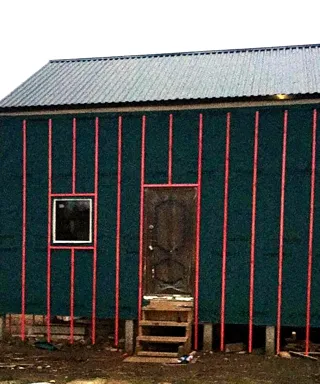 “Barnhouse Otrazhenie” projesine göre 75 m² ev, Beloostrov kasabası: cephe kaplaması