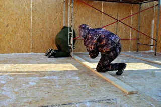 Haus nach Projekt „Sefir“, Dorf Kadnikovo: Wandmontage