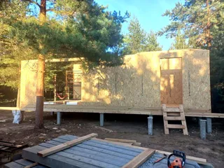Datscha nach Projekt „Barnhouse 76.1“, Gebiet Wladimir: Wandmontage