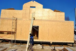 Haus nach Projekt „Townhouse - 1“, Ivanovo: Wandmontage