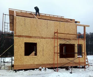 Haus nach Projekt „Sawuschka“, Dorf Khorlovo: Obergeschoss und Dachgeschoss