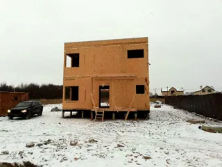House based on the “Style 108” design, Miklyaikha settlement: completed house