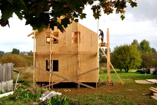 Haus nach Projekt „Alfa“, Siedlung Tonshaevo: Obergeschoss und Dachgeschoss