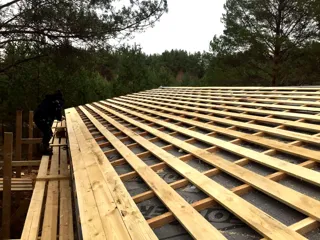 “Barnhouse 110” projeli ev, Vidogoshchi köyü: çatı