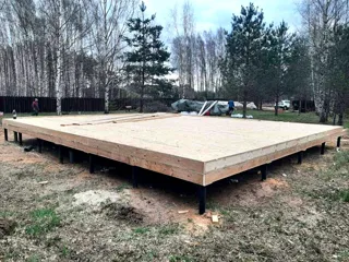 Özel projeye göre 94,5 m² ev, Yaroslavl bölgesi: 0 kotunda SIP panel zemin