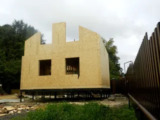 Haus nach Projekt „Metschta pl.4“, Pereslavl-Zalesskiy: Wandmontage