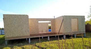 Haus nach Projekt „Randevu - E2.8“, Gebiet Moskau: Wandmontage