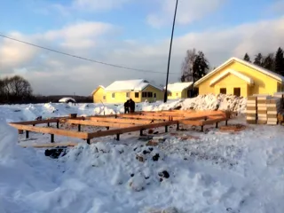 Haus nach Projekt „Minihotel“, Gebiet Iwanowo: Fundament und Grundrahmen