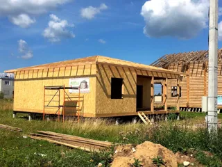 Haus nach individuellem Entwurf, Kostroma: fertiges Gebäude