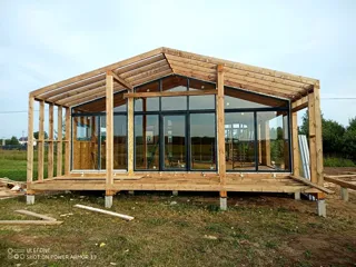 Haus nach Projekt „Barnhouse 84.2“, Dorf Ivantsevo: Fenster und Türen