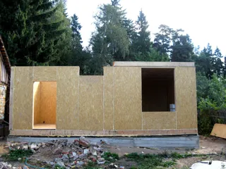 Haus nach individuellem Entwurf, Gebiet Moskau: Wandmontage