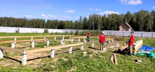 Haus nach individuellem Projekt, Gebiet Iwanowo: Fundament und Grundrahmen