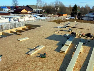 Haus nach Projekt „Sews“, Dorf Koltsovo: SIP-Boden auf Höhe 0