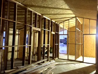 Haus nach Projekt „Barnhouse 110“, Dorf Koltushskoe: Innenwände