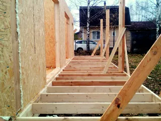 Haus nach Projekt „Mistika - S2.5“, SNT „Koltschugino“: Wandmontage