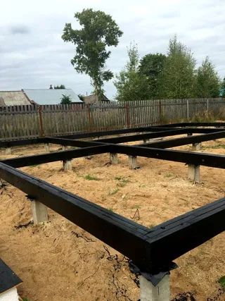 Haus nach Projekt „Jastreb“, Gebiet Iwanowo: Fundament und Grundrahmen