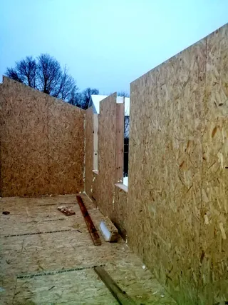 Haus nach individuellem Entwurf, Domodedovo: Wandmontage