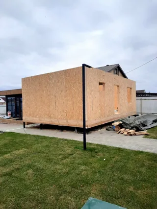 40 m² custom-design guest house, Yaroslavl Region: wall assembly