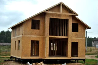 Haus nach Projekt „Sokol - 2“, Dorf Krivtsovo