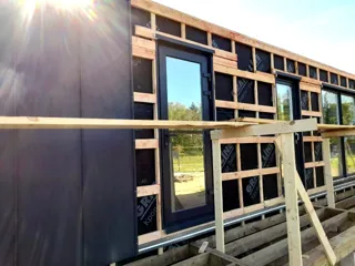 Haus nach Projekt „Barnhouse 110“, Dorf Ivantsevo: Fassadenverkleidung