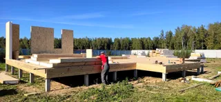 Haus nach individuellem Entwurf, Gebiet Iwanowo: Wandmontage