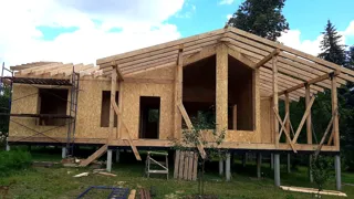 Custom-design house, Shurintsevo village: wall assembly