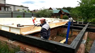 Haus nach individuellem Entwurf, Dorf Novo-Talitsy: Boden aus SIP-Paneelen auf Höhe 0
