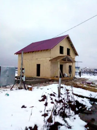 Haus nach individuellem Entwurf, Kostroma: fertiges Gebäude