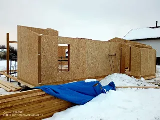 103 m² ev, özel proje, “Mebelşçik” SNT: duvar montajı