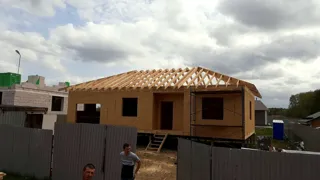 Haus nach individuellem Entwurf, Dorf Troitsko-Nikolskoe: Dach
