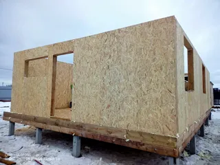 Haus nach Projekt „N4O-72“, Region Jaroslawl: Wandmontage