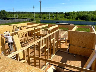 Haus 224 m² nach individuellem Projekt, Dorf Borovikovo: Wandmontage