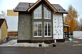 Haus nach Projekt „Musterhaus“, Yaroslavl: Fassadenverkleidung