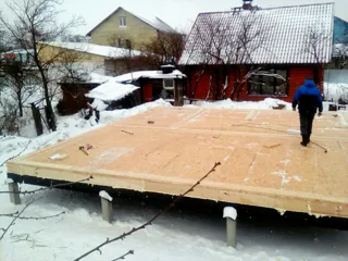 Özel projeli ev, Obninsk: 0 kotunda SIP panel zemin