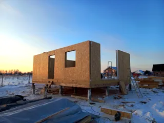 103 m² ev, “Ermak” projesi, Zaluzhe köyü: duvar montajı