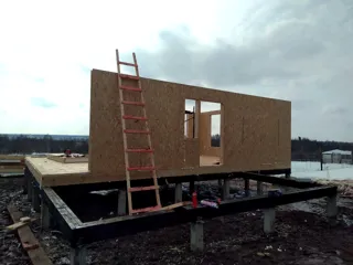 Haus nach Projekt „Dorofejewo“, Region Jaroslawl: Wandmontage