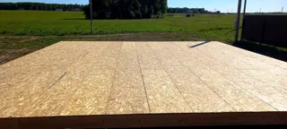 133 m² ev, “Dilijans 8x9” projesi, “Ivantsevo 3” sitesi: 0 kotunda SIP panel döşeme