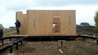 Haus nach Projekt „Grafit“, Siedlung Lyubashino: Wandmontage
